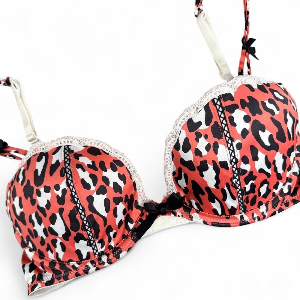 Victoria’s Secret Sexy Little Things Bra
